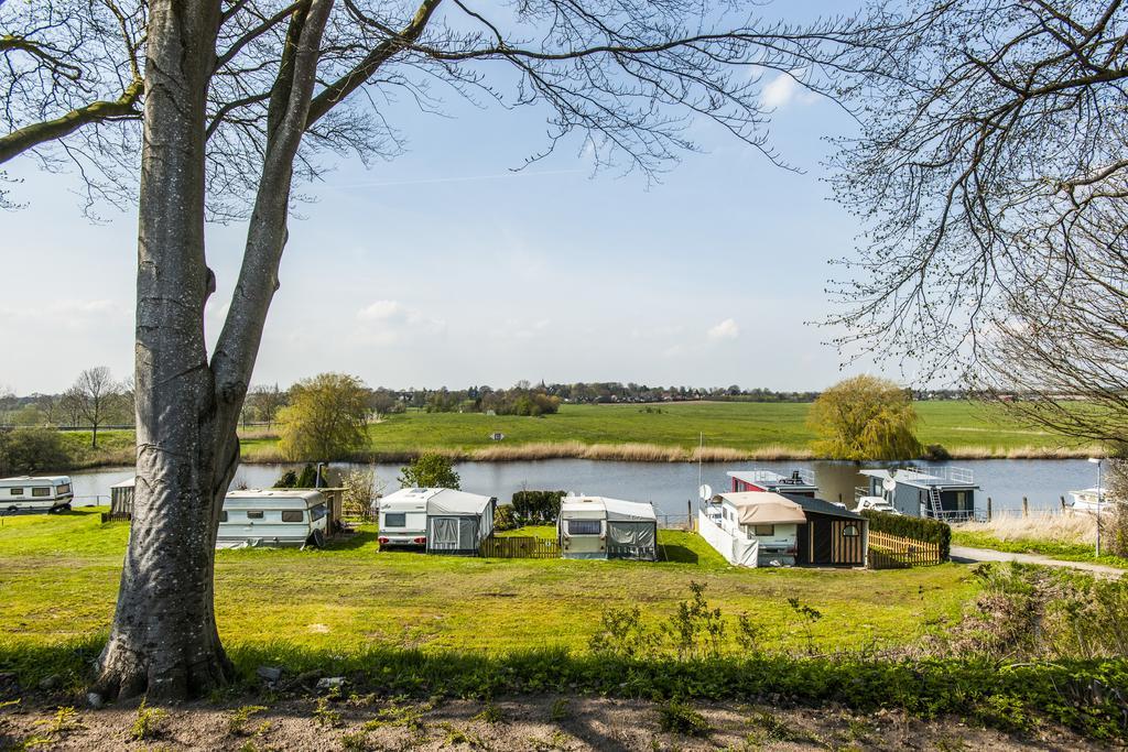 Bootsmann Guest House Breiholz Екстериор снимка
