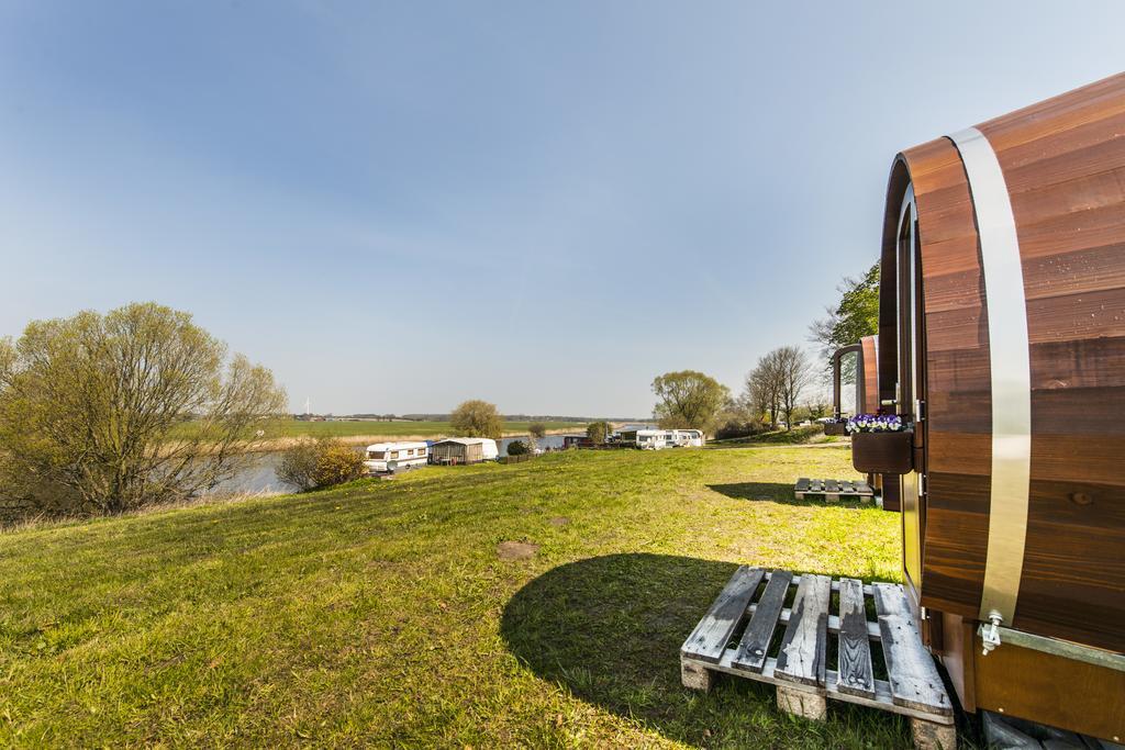 Bootsmann Guest House Breiholz Екстериор снимка
